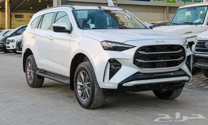 ايسوزو جيب MUX فل كامل موديل 2026 8