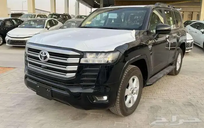 تويوتا لاندكروزر GXR2 بنزين 2026 سعودي اصفار 5