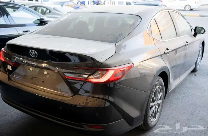 تويوتا كامري E ستاندر بنزين 2025 ب 108.100 (شامل الضريبة) 3