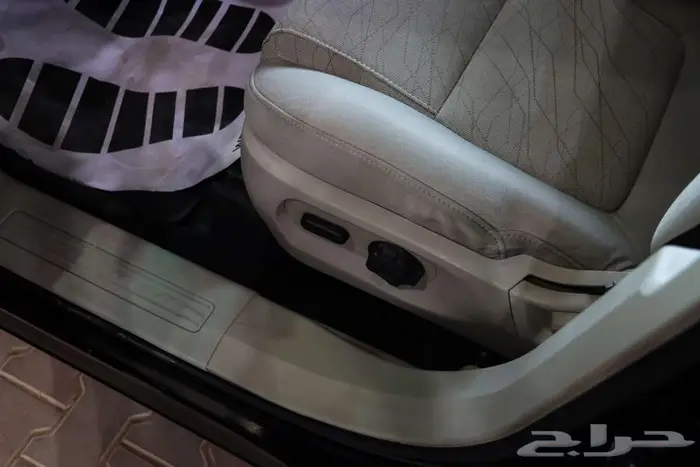 فورد اكسبلور استاندر موديل 2012 8