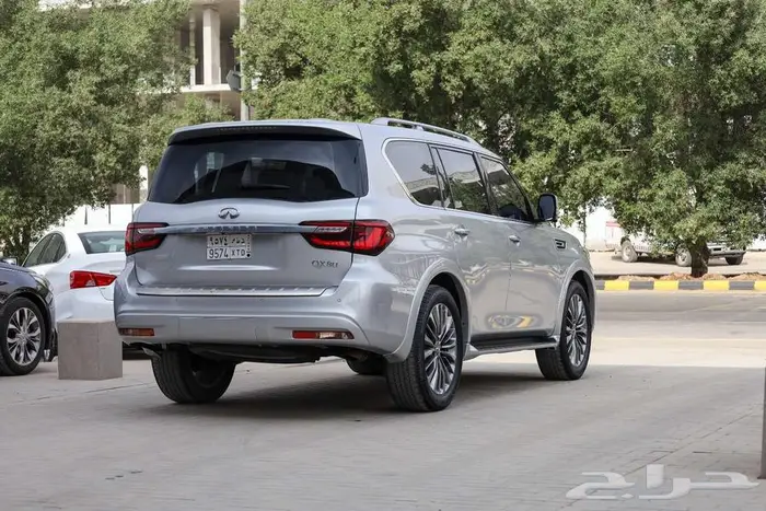 انفينتي 2018 QX80 3