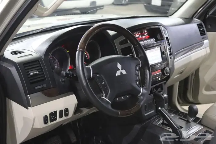 باجيرو 2018 فل كامل 8