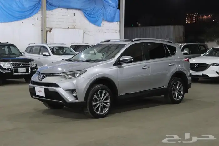 تويوتا راف فور 2018 فل كامل بريميوم 4