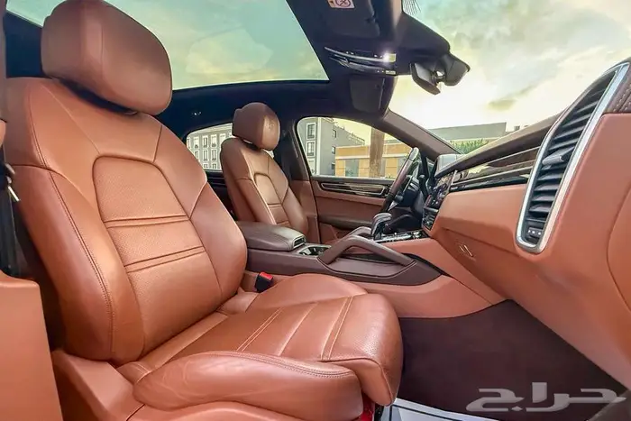 بورش كايين COUPE V6 2021 اسود سعودي 5