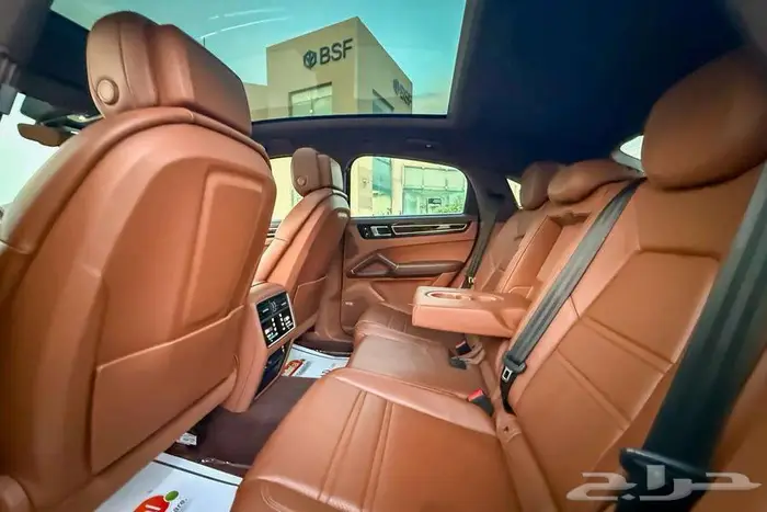 بورش كايين COUPE V6 2021 اسود سعودي 9