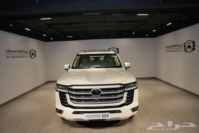 تويوتا لاندكروزر بفئات متعددة موديل 2025 2