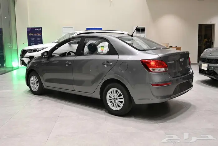 كيا بيجاس الفئه LX النص فل شاشة وكاميرا 2026 12