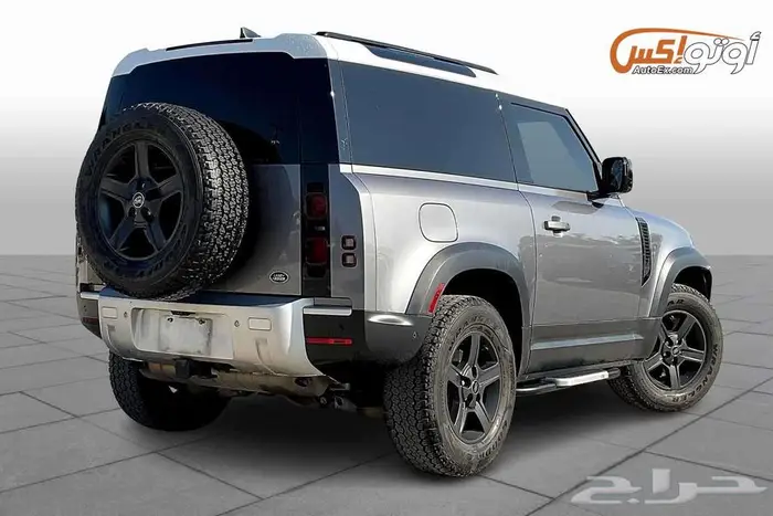 2022 لاند روفر ديفندر ستاندرد 7