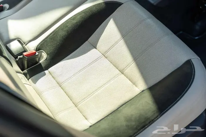 رنج روفر فيلار 2020 بحالة ممتازة 4