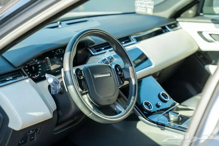 رنج روفر فيلار 2020 بحالة ممتازة 9