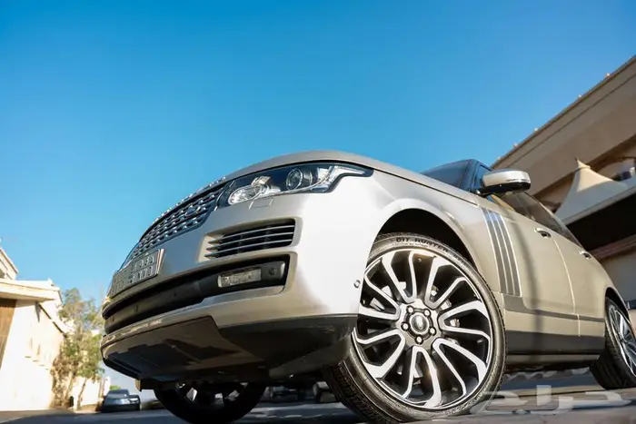 رنج روفر فوج Autobiography 2016 بحالة ممتازة 5