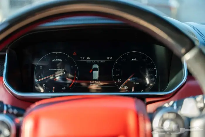 رنج روفر فوج Autobiography 2016 بحالة ممتازة 8