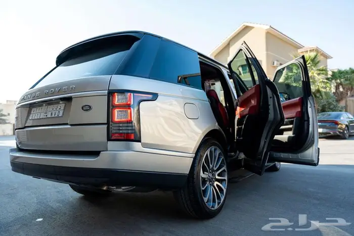 رنج روفر فوج Autobiography 2016 بحالة ممتازة 9