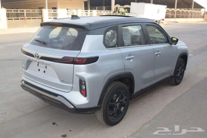 تويوتا أوربان كروزر فل كامل 2025 سعودي GLX اقل سعر 11