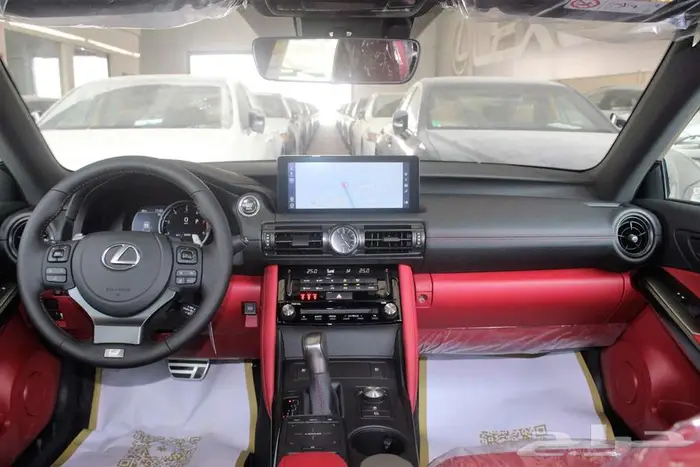 لكزس - is 350 - F Sport - فل كامل - خليجي - 2025 11