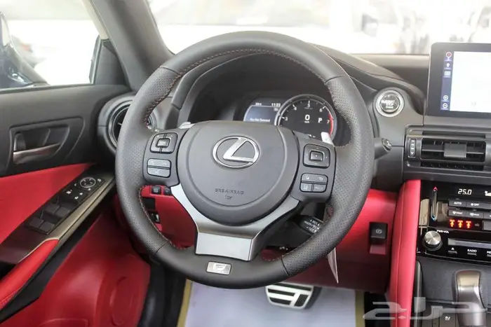 لكزس - is 350 - F Sport - فل كامل - خليجي - 2025 10