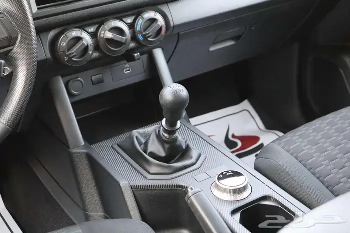 متسوبيشي غمارتين L200 قير عادي موديل 2024 اصفار 15