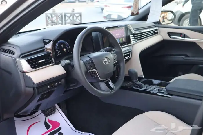 تويوتا كامري E-PLUS هايبرد 2025 اقل سعر 12