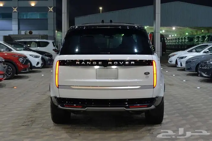 رنج روفر اوتوبيوغرافي 2023 خليجي 7