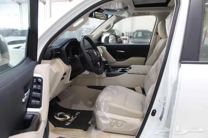 تويوتا لاندكروزر GXR S 2026 بنزين الساير 10