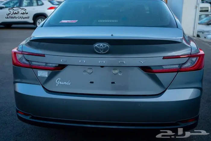 تويوتا كامري جراندي بنزين 2025 ب 146.700 شامل الضريبة 13
