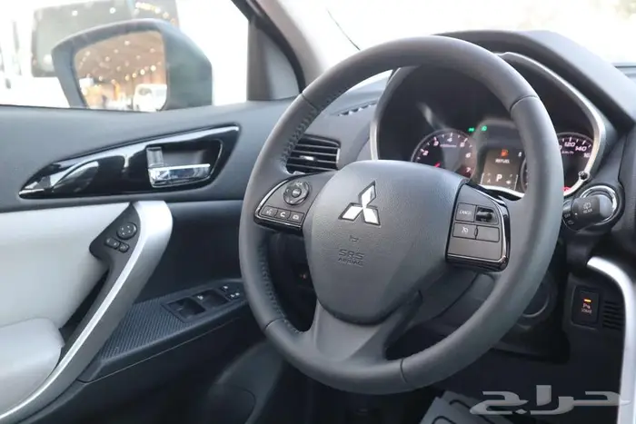 ميتسوبيشي اكليبس كروسGLSنص فل و بلاك سام 2025 اقل سعر 14