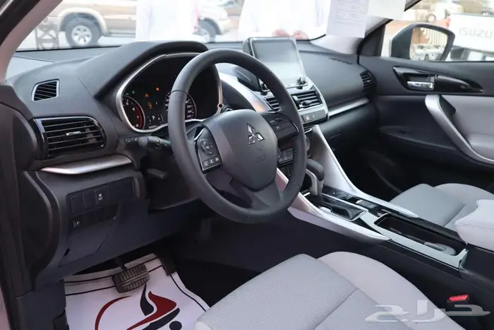 ميتسوبيشي اكليبس كروسGLSنص فل و بلاك سام 2025 اقل سعر 16