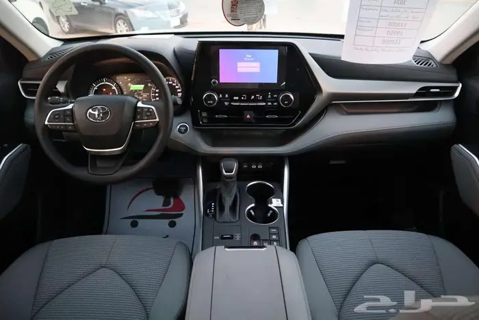 تويوتا هايلاندر ستاندر LE دبل هايبرد 2024 سعودي 8