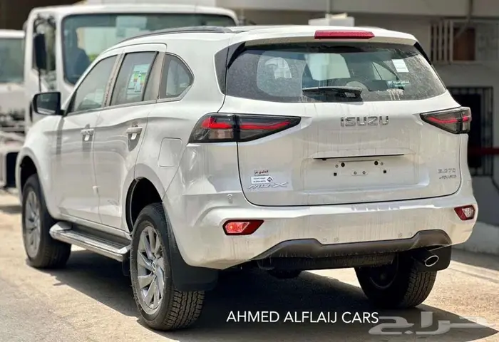 ايسوزو ام يو اكس2024 فل كامل( دبل ) بالنقد والتقسيط 7