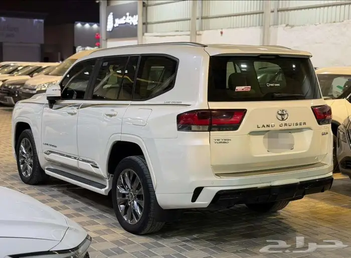 تويوتا لاندكروزر L2 ديزل موديل 2022 مرهم خليجي 12