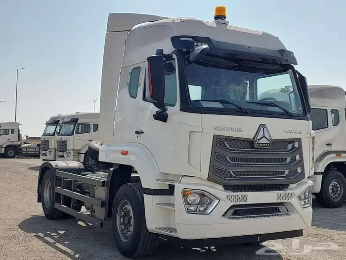 شاحنة سينو ترك HOWO NX440 4X2 اوتوماتيك موديل 2025 . 1