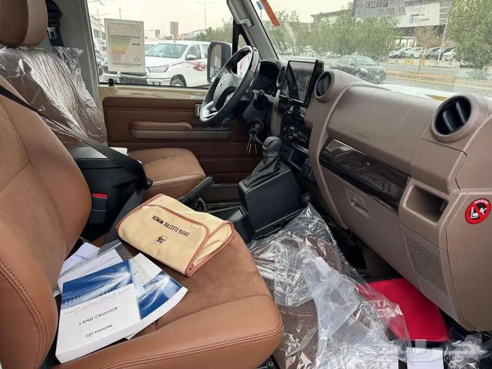 تويوتا لاند كروزر مصندق 2024 بنزين 2