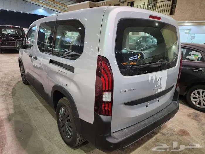 بيجو ريفتر 5 ركاب ديزل 2023 5