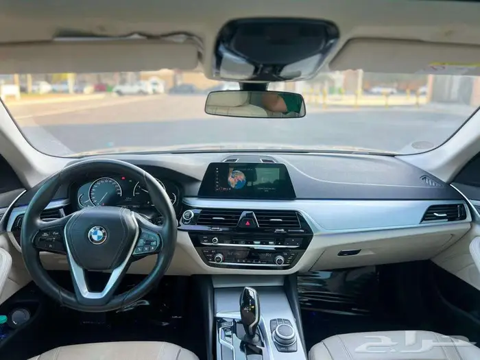 بي ام دبليو 2020 عداد 75 الف كاش او دفعات 520I 14