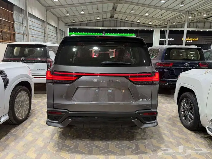 عرض خاص لكزس LX600 اف سبورت - خليجي - 2025 3