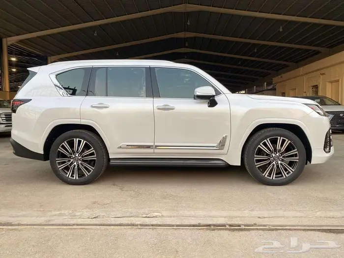 لكزس LX 600 BB 2025 كاش واقساط ودفعتين 10