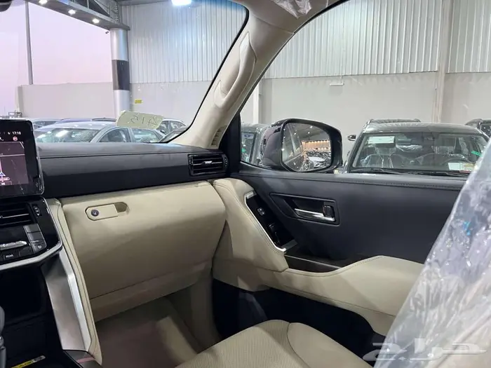 تويوتا لاندكروزر GX.R.2025.L4 سعودي كاش واقساط 12