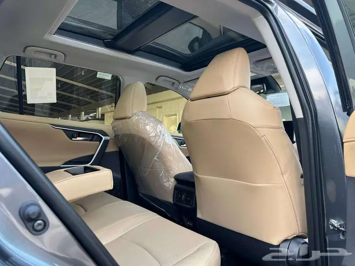 تويوتا راف فور LTD هايبرد 2025 4