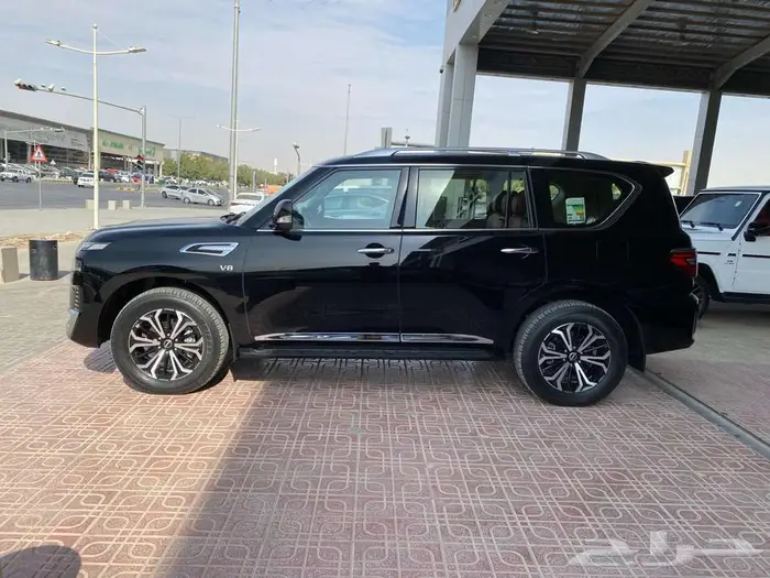 نيسان باترول موديل 2023 4