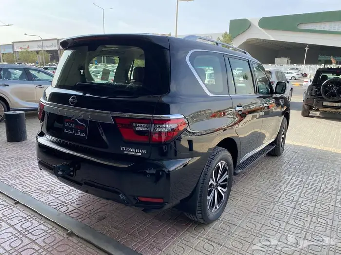 نيسان باترول موديل 2023 13