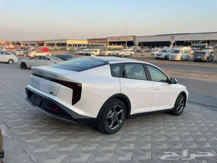 كيا K4 ستاندر 2026 2