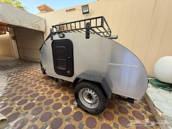 للبيع عربة مقطورة مبيت ومطبخ سحب 1