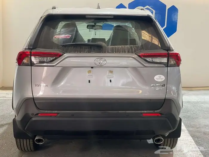 تويوتا RAV4 XLE 4X4 2025 3