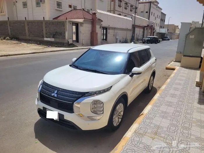 ميتسوبيشي اوتلاندر 2023 اخو الجديد 0