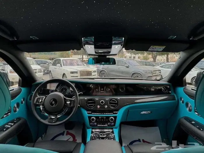 رولزرويس قوست 2022 بلاك بادج 10