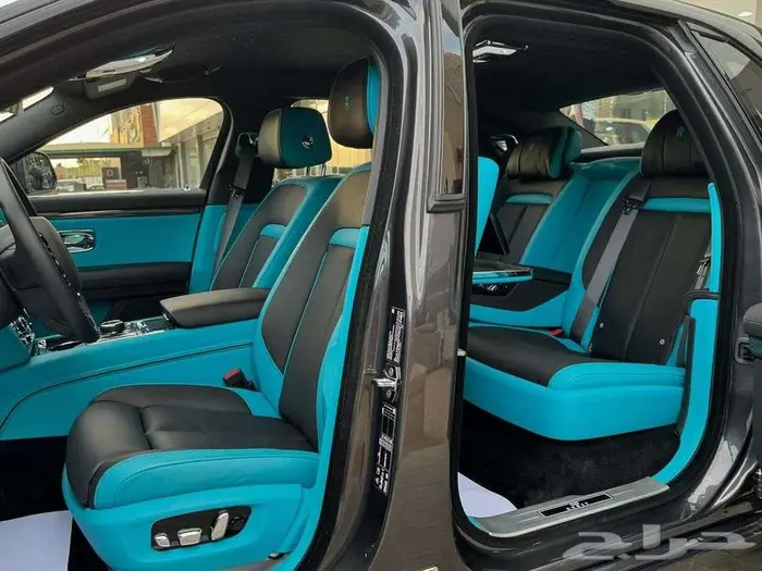 رولزرويس قوست 2022 بلاك بادج 11