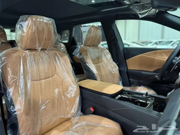 لكزس RX 350 BH هايبرد فل كامل 2025 - عرض نهاية العام 259900 12