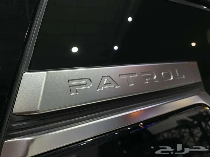 نيسان باترول بلاتنيوم 2025 اسود توين تربو خليجي عماني 35