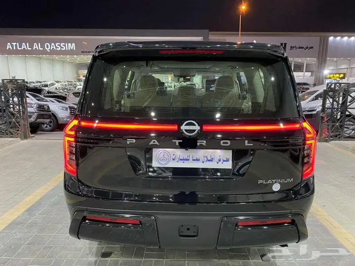 نيسان باترول بلاتنيوم 2025 اسود توين تربو خليجي عماني 7