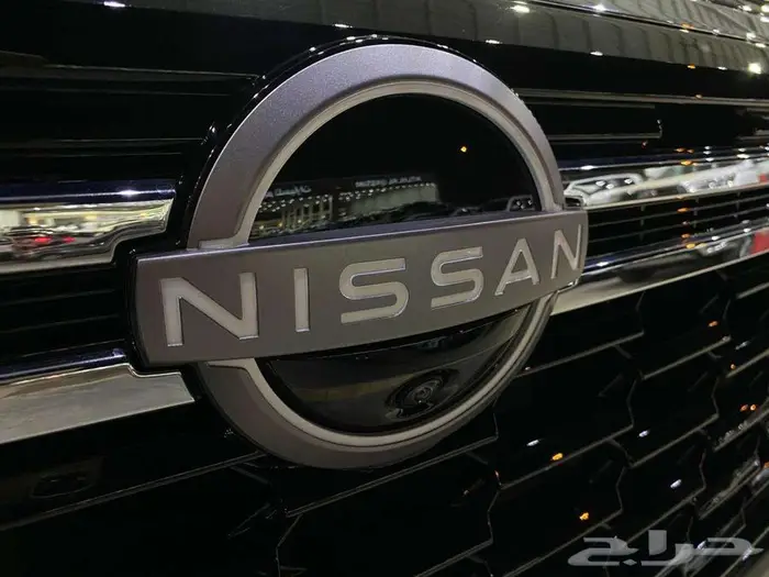 نيسان باترول بلاتنيوم 2025 اسود توين تربو خليجي عماني 39